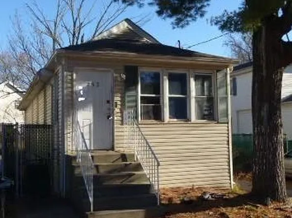 253 Lockman Avenue, Staten Island, NY 10303