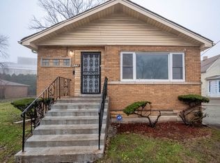 9116 S Dante Ave, Chicago, IL 60619
