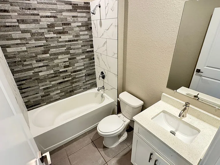 118 Lily Ln — Photo 22