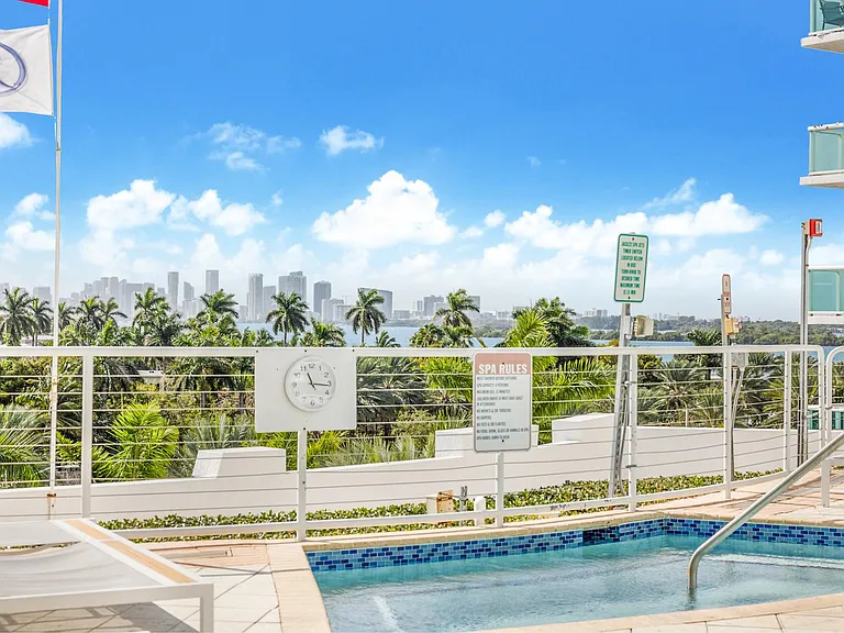 7910 Harbor Island Dr #801 — Photo 11