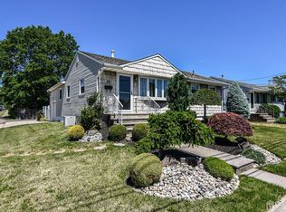 69 E Tappen St, Port Reading, NJ 07064