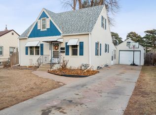 904 S 4th Ave, Sioux Falls, SD 57104