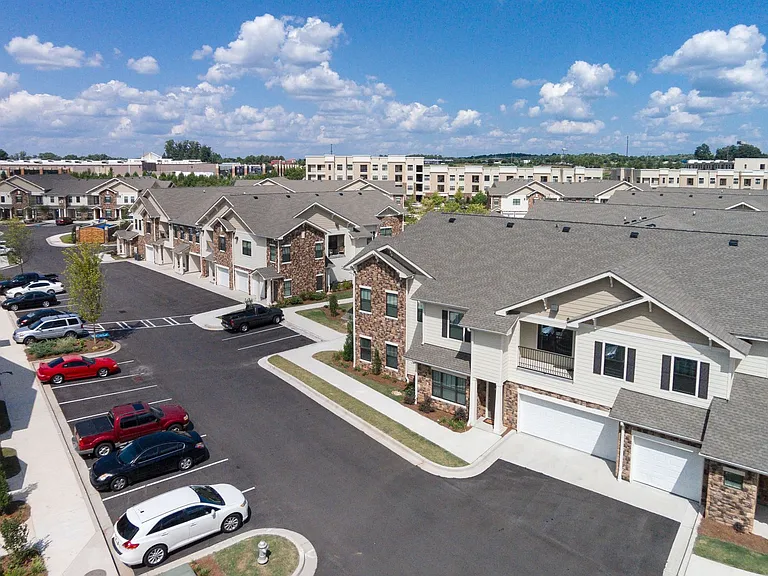 Terraces At Suwanee Gateway — Photo 42