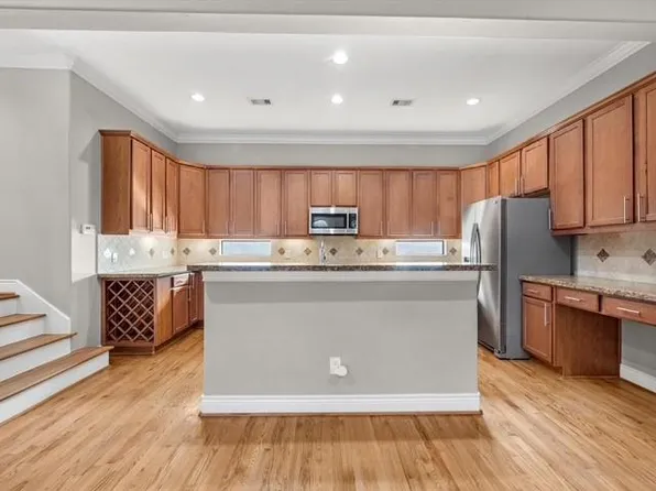 2505 Dallas St, Houston, TX 77003