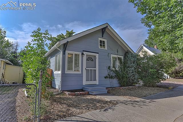 1st image of 208 N 15th St