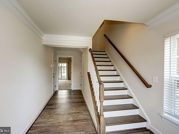5th image of 8550 Fortrose Dr