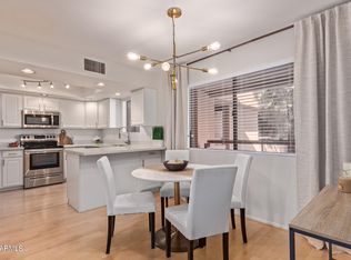 12222 N Paradise Village Pkwy #423, Phoenix, AZ 85032