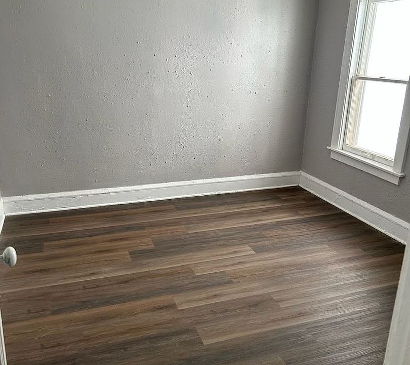1st image of 3416-3418 N 23rd St