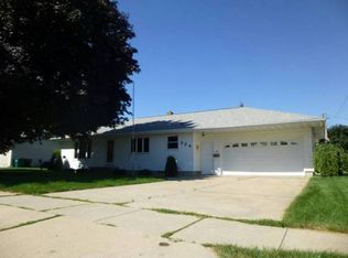 324 Beaver Dam St, Waupun, WI