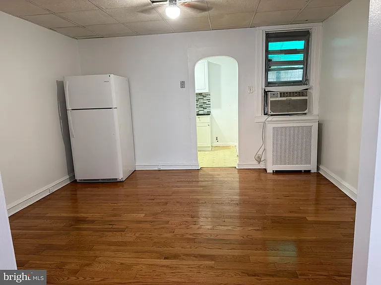 444 Timberlake Rd — Photo 3