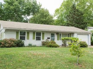 1406 Eastern Dr, Urbana, IL 61801