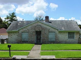 370 Queenstown Rd, Houston, TX 77015