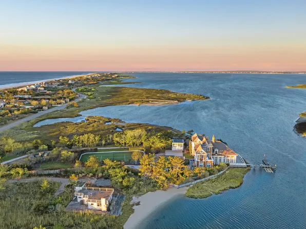 (undisclosed Address), Southampton, NY 11968