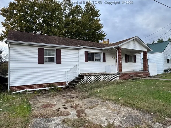 306 Kanawha Ave, Nitro, WV 25143