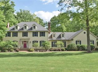 2240 Edgeview Dr, Hudson, OH