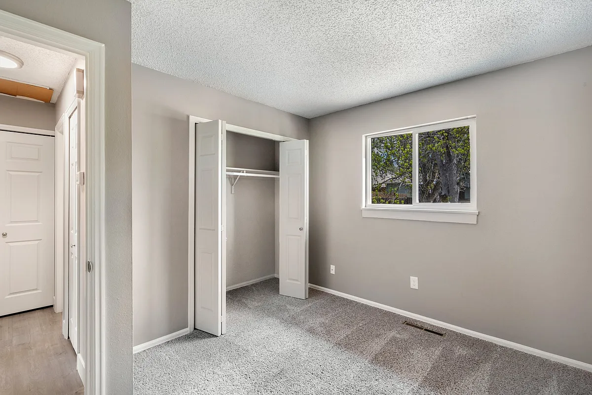 Building Photo - 3450 Valejo Ct