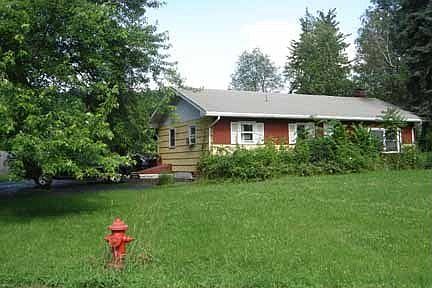 2nd image of 1 Oakwood Dr