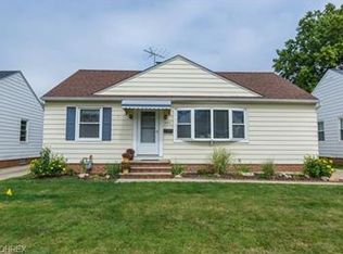 30413 Clarmont Rd, Willowick, OH 44095
