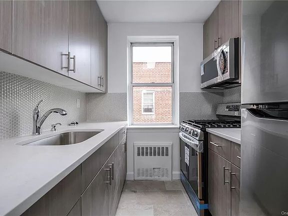4th image of 4380 Vireo Ave APT 6H