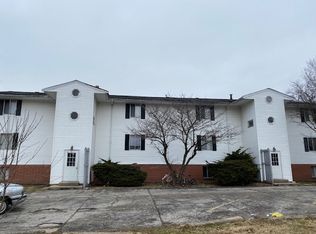 905 Market St, Normal, IL 61761