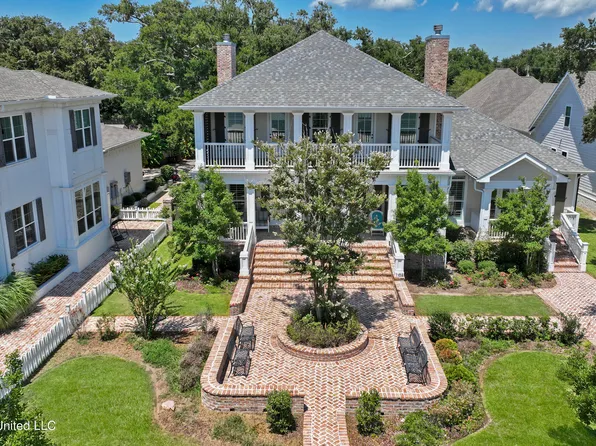 1108 E Beach Blvd, Gulfport, MS 39501