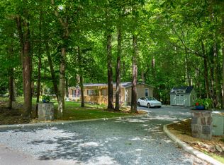 424 Forest Creek Dr, Pittsboro, NC 27312