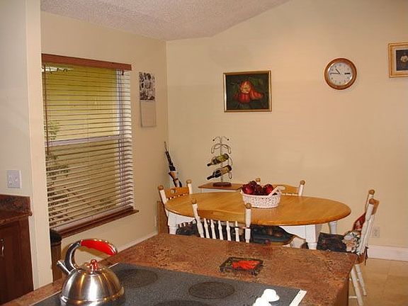 Breakfast Nook