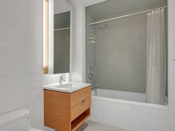 5th image of 303 E 33rd St APT 4A