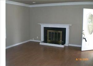 4th image of 645 E Bonnie Brae Ct