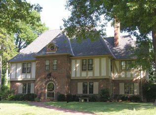 1244 Stratford Rd, Kansas City, MO 64113