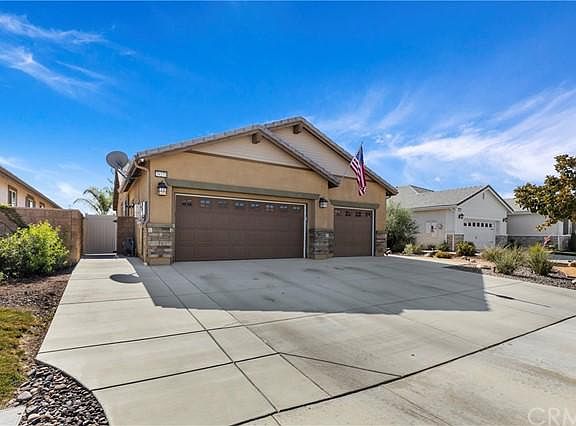 2nd image of 29275 Sweetbrier Ct