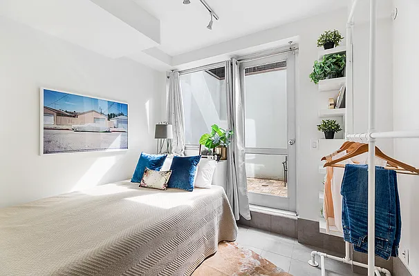 Sold by Corcoran | media 8