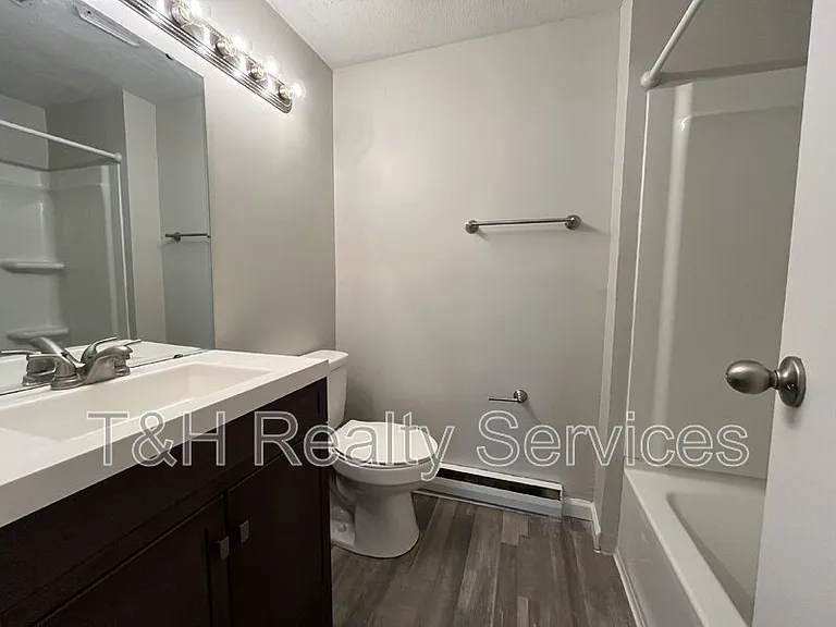 724 Southfield Ct — Photo 14