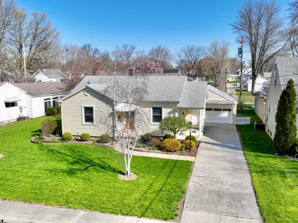 918 W High St, Saint Marys, OH 45885