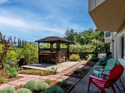 2750 Oak Court Road, Ukiah, CA, 95482