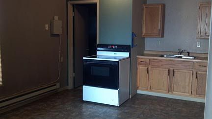 2nd image of 816 S Cecelia St #1/2