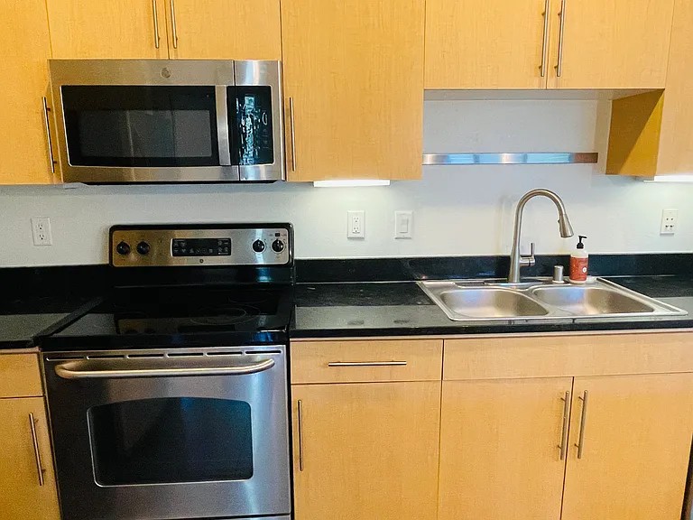 4605 Cedar Springs Rd #338 — Photo 9