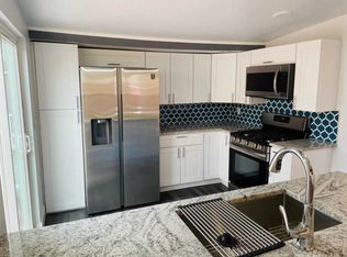 119 W 2nd St, Buckeye Lake, OH 43008
