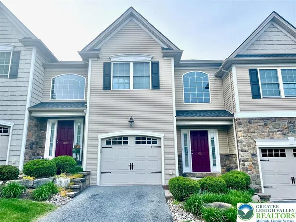 1621 Finches Garden Rd, Bethlehem, PA 18015