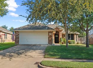 8440 Hawks Nest Dr, Fort Worth, TX 76131