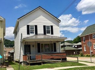 1139 5th Ave, Ford City, PA 16226