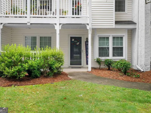 851 Cavalry Dr SW, Marietta, GA 30064
