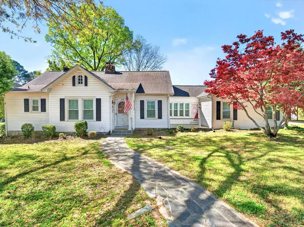 212 E Fairview Ave, Gaffney, SC 29340