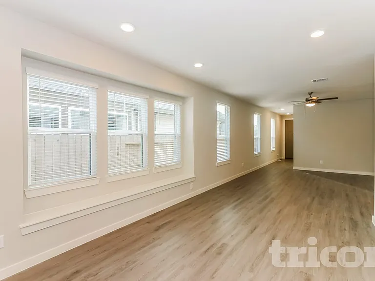 23631 Gibson Forest Dr — Photo 7