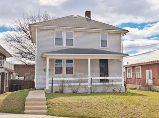 20 W Jackson St, Spring Grove, PA 17362