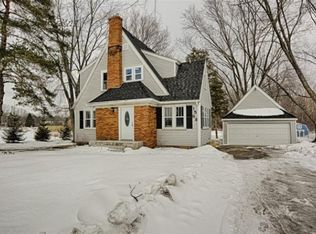 1588 Macnider Rd SE, Grand Rapids, MI 49546