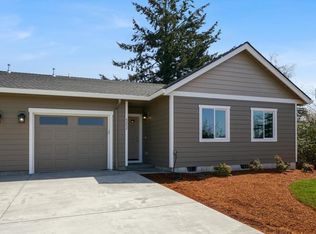 4252 Ash Grove Dr NE, Salem, OR 97305