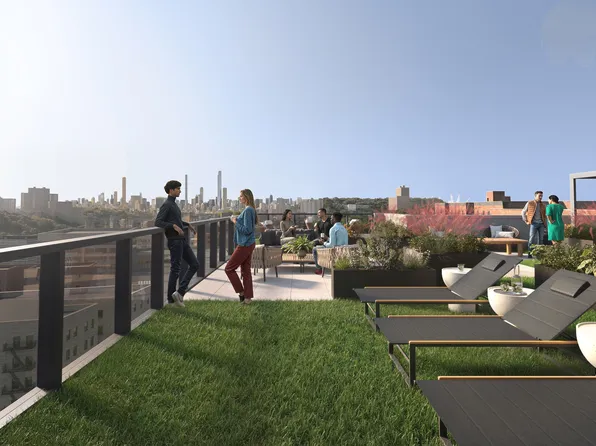 5055 Broadway image 11 of 19