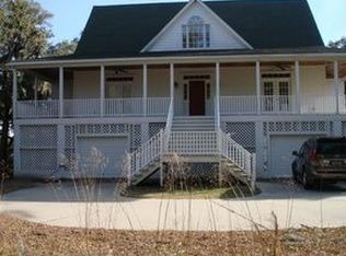 8509 Oyster Factory Rd, Edisto Island, SC 29438
