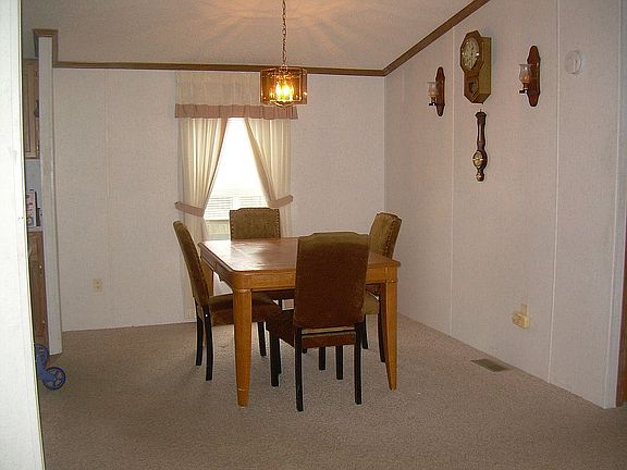 4th image of 7298 Oak Brook Cir